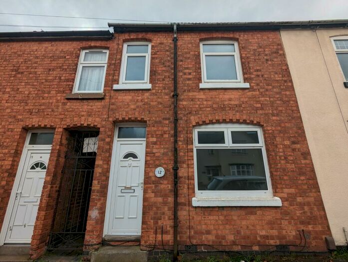 2 Bedroom Terraced House To Rent In Burghley Street, Kettering, NN16