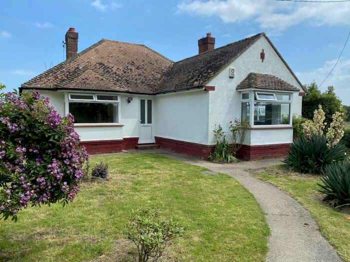3 Bedroom Bungalow To Rent In Uplees Road, Oare, ME13
