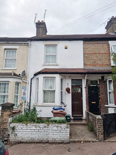 3 Bedroom Terraced House To Rent In Kent Road, Grays, Essex, RM17