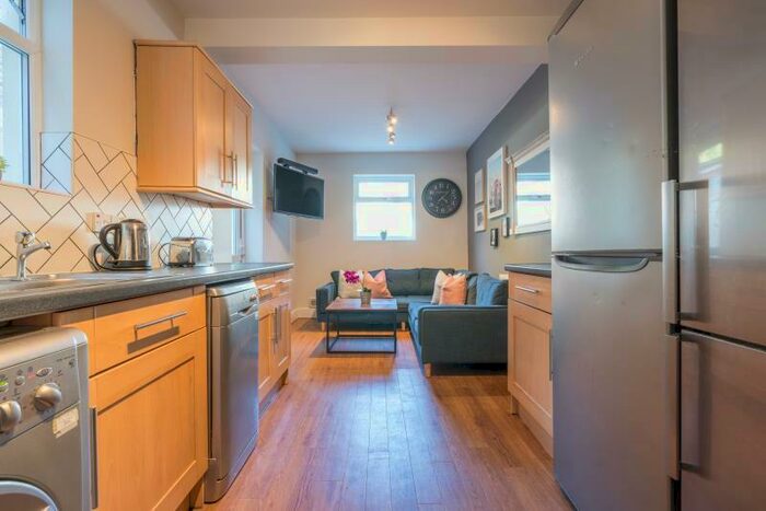 6 Bedroom Terraced House To Rent In Montgomerie Road, Portsmouth, PO5