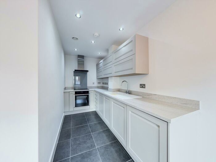 1 Bedroom Apartment To Rent In Humber Street, Hull Marina, HU1