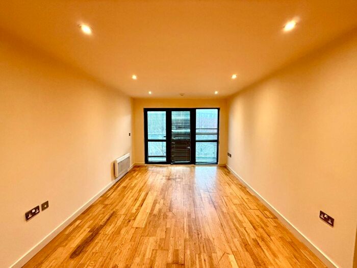 2 Bedroom Flat To Rent In Leeds Street, Liverpool, L3