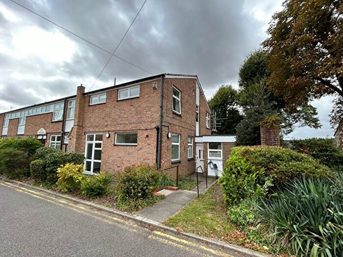 1 Bedroom Retirement Property For Sale In Theaker House, Gorringe Avenue, South Darenth, DA4
