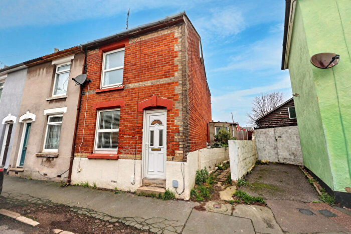 2 Bedroom End Of Terrace House For Sale In Garland Road, Harwich, CO12