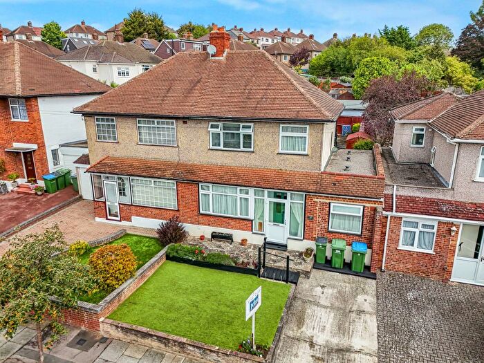 4 Bedroom Semi Detached House For Sale In Arbroath Road, Eltham, London, SE9