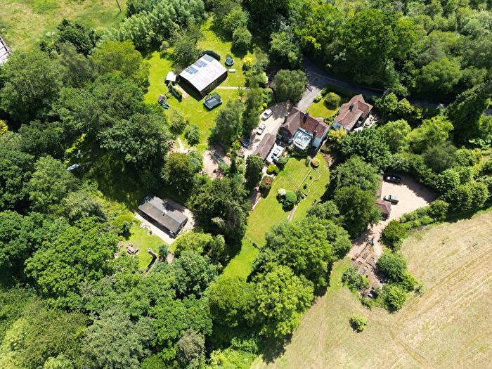 4 Bedroom Detached House For Sale In Fairmans Lane, Brenchley, TN12