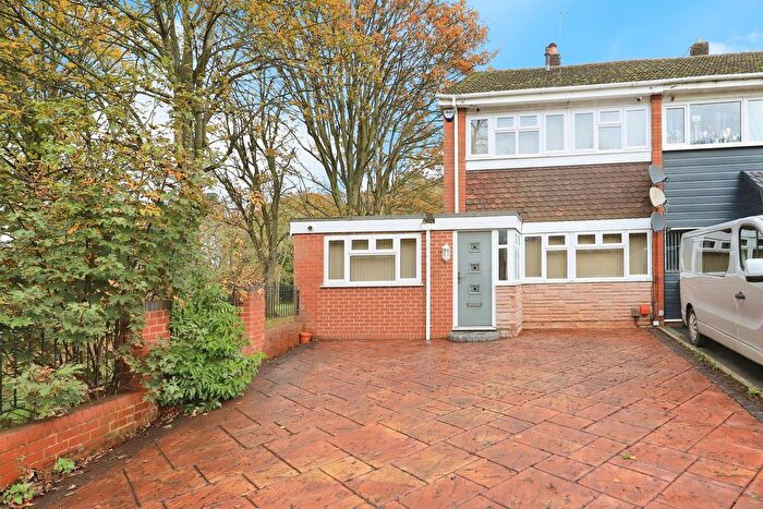 3 Bedroom Semi Detached House For Sale In Manor Road, Penn, Wolverhampton, WV4