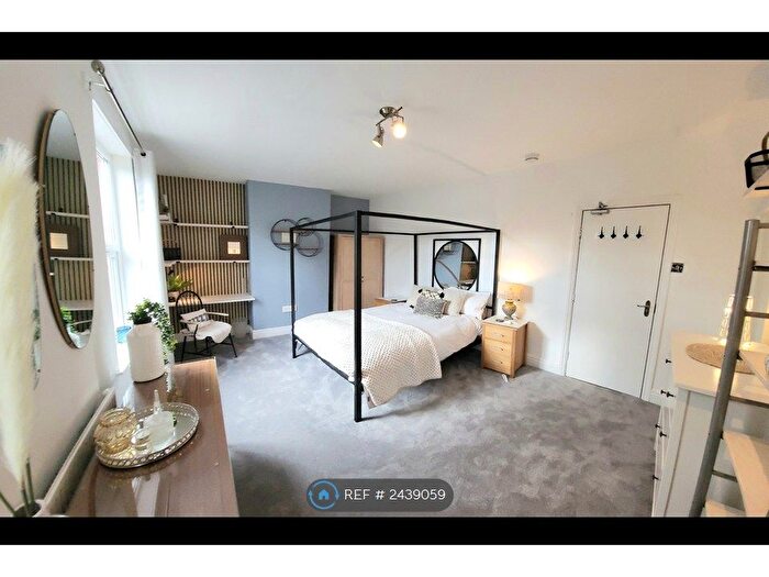 5 Bedroom Terraced House To Rent In Cavendish Road, Manchester, M20