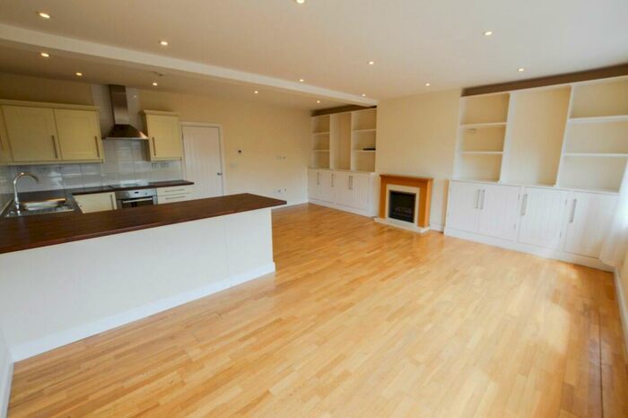 2 Bedroom Apartment To Rent In Church Street, Weybridge, Surrey, KT13