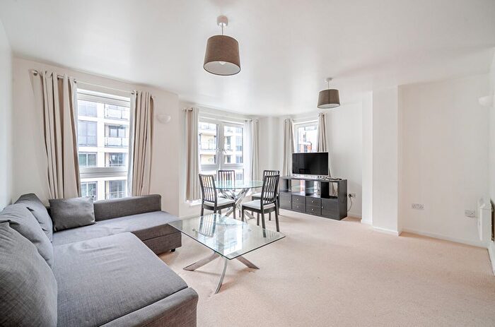 2 Bedroom Flat For Sale In Pine House, Townmead Road, London, SW6