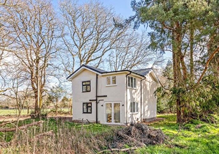 3 Bedroom Cottage For Sale In Grasshopper Cottage, Margards Lane, Verwood, Dorset, BH31