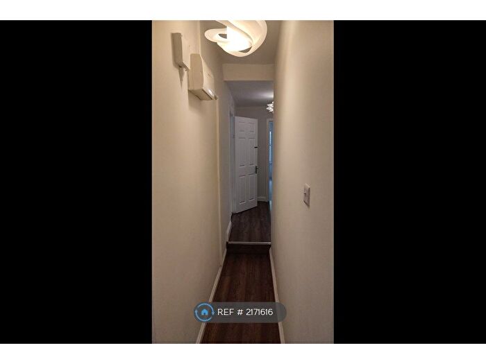 1 Bedroom Flat To Rent In Manor Park, London, SE13