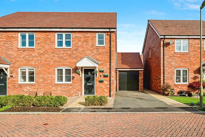 3 Bedroom Semi-Detached House For Sale In Chequers Lane, Grove, Wantage, OX12