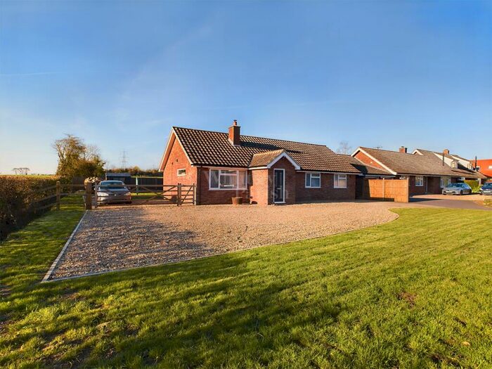 4 Bedroom Detached Bungalow For Sale In Wash Lane, Wacton, Norwich, NR15