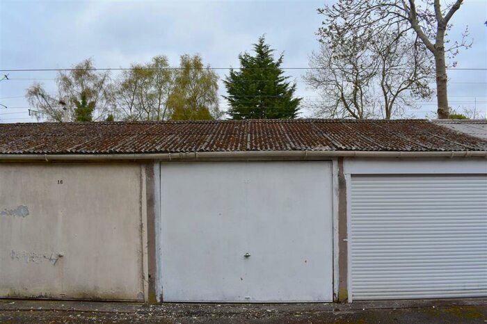 Garage / Parking To Rent In Corrour Place, Newlands, Glasgow, G43