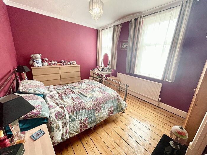 3 Bedroom End Of Terrace House For Sale In Newport Road, Caldicot, Mon., NP26