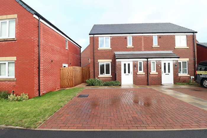 3 Bedroom Semi Detached House To Rent In The Limes, Blackburn, BB1