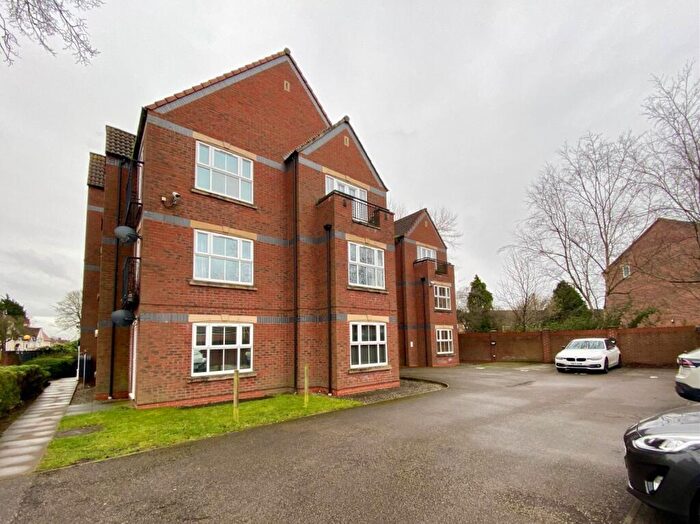 2 Bedroom Flat To Rent In Beach Court, Wolfreton Road, Anlaby, Hull, East Yorkshire, HU10