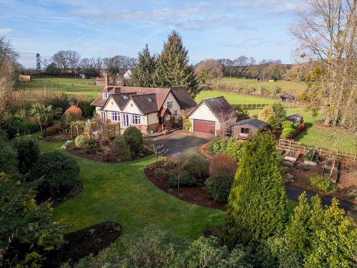 5 Bedroom Detached House For Sale In Burley Street, Burley, Ringwood, BH24