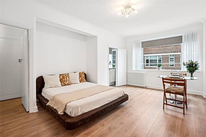 Studio For Sale In Nell Gwynn House, Sloane Avenue, London, SW3