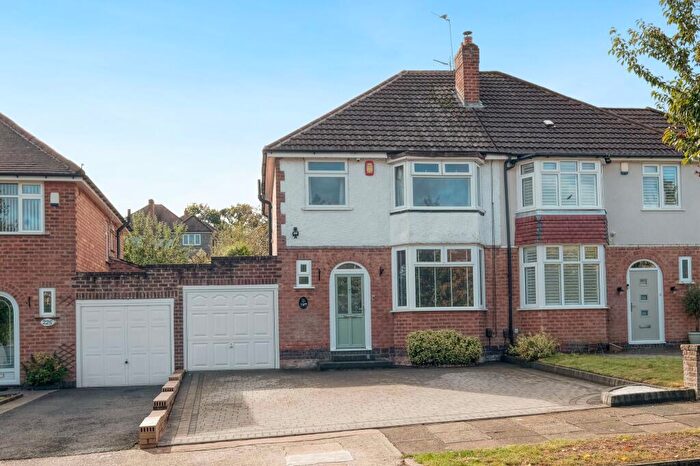 3 Bedroom Semi-Detached House For Sale In Rednal Road, Birmingham, B38