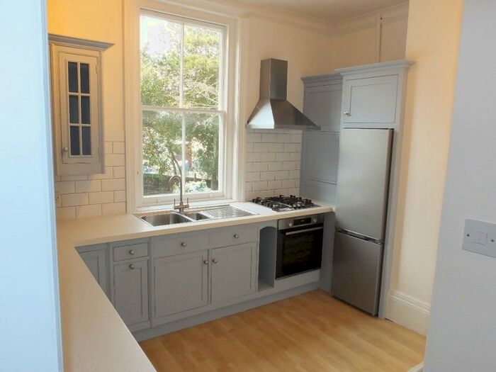 2 Bedroom Apartment To Rent In King Henrys Road, Lewes, East Sussex, BN7