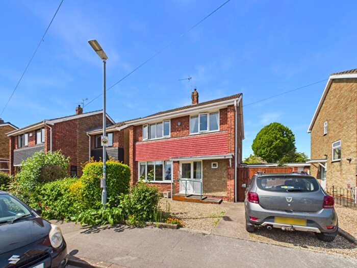 3 Bedroom Detached House For Sale In Beechdale, Cottingham, East Riding Of Yorkshire, HU16