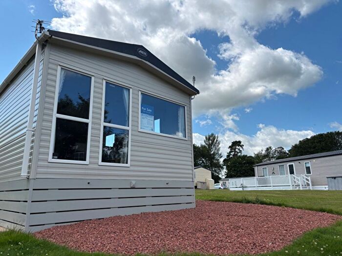 2 Bedroom Mobile/park Home For Sale In Kelso, TD5