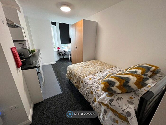 Studio To Rent In Regent Road, Leicester, LE1