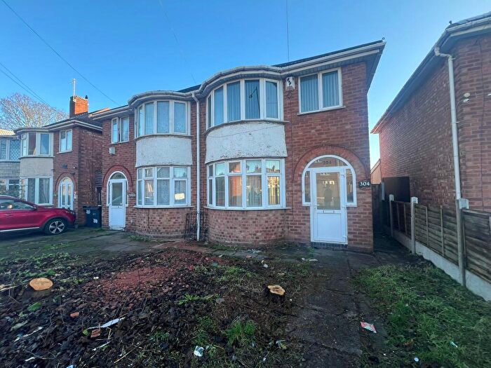 3 Bedroom Semi Detached House To Rent In Golden Hillock Road, Sparkbrook, B11