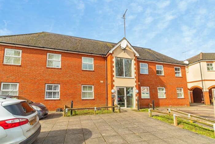 1 Bedroom Flat For Sale In Newton Road, Bletchley, Milton Keynes, MK3