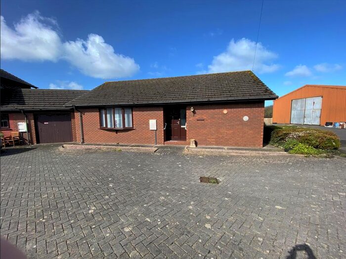 2 Bedroom Semi-Detached Bungalow To Rent In Erw Non, Llanon, SY23