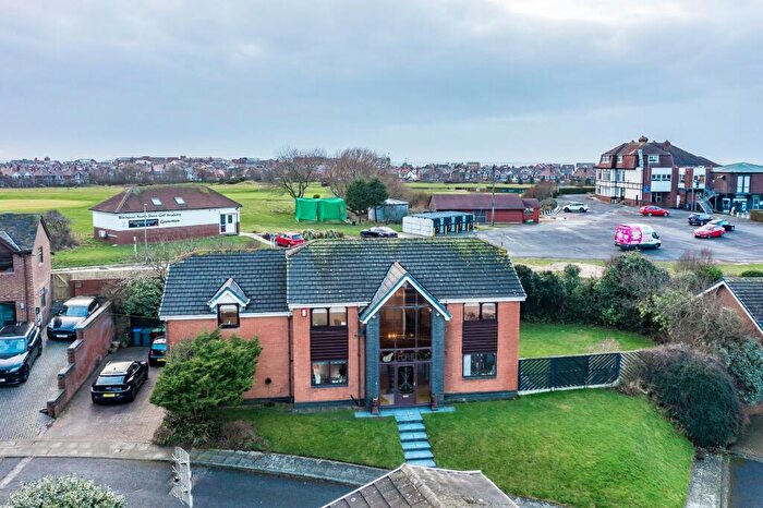 5 Bedroom Detached House For Sale In The Knowle, Bispham, FY2