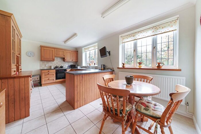 4 Bedroom Detached House To Rent In Moreland Drive, Gerrards Cross, SL9