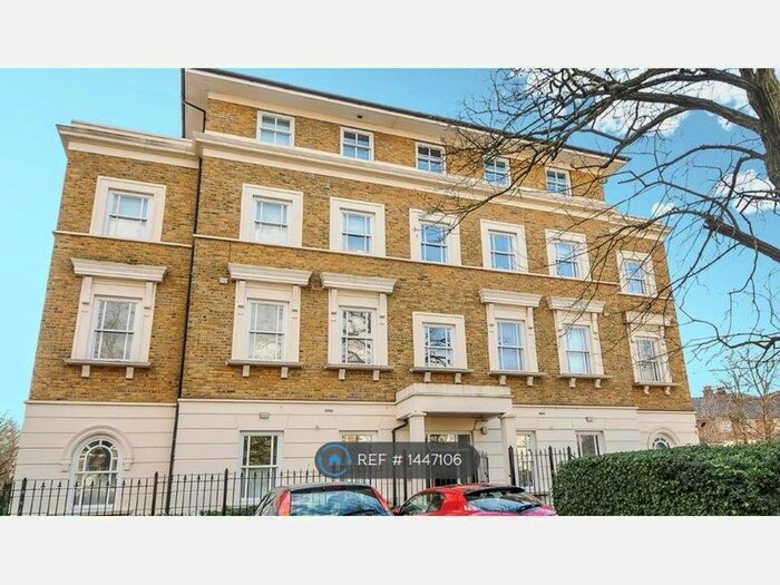 2 Bedroom Flat To Rent In Lewisham Way, London, SE4