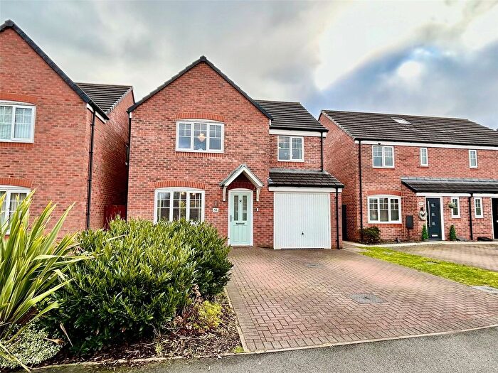 4 Bedroom Detached House For Sale In Walnutwood Avenue, Bamber Bridge, Preston, Lancashire, PR5