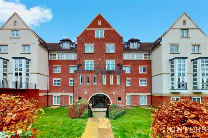 1 Bedroom Flat To Rent In Keats House, Cottage Close, Harrow On The Hill, HA2