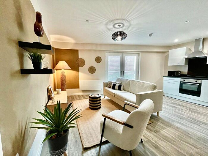 2 Bedroom Apartment To Rent In Belfry House, City Road, M15