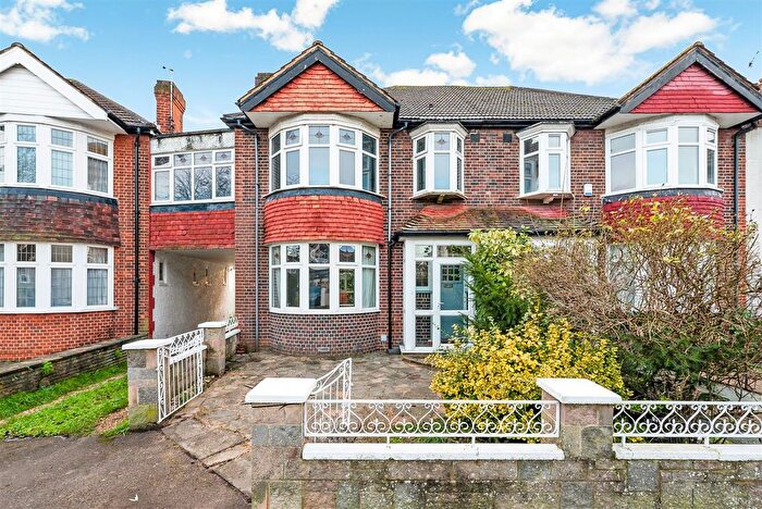 4 Bedroom Property To Rent In Southway, London, SW20