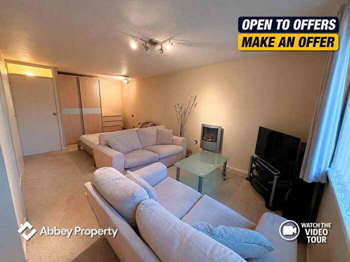 1 Bedroom Studio To Rent In Handcross Road, Luton, LU2