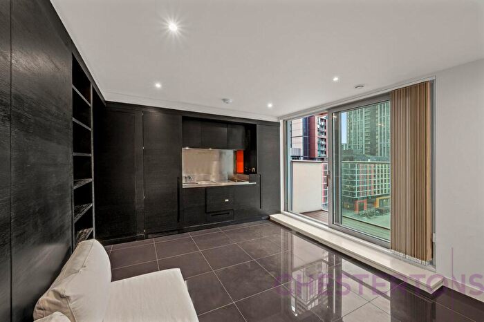 Flat To Rent In Pan Peninsula Square, Millwall, E14