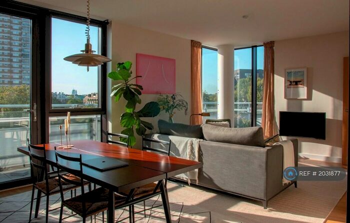 1 Bedroom Penthouse To Rent In Wood's Road, London, SE15