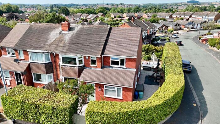4 Bedroom Semi-Detached House For Sale In Witney Road, Stafford, ST17
