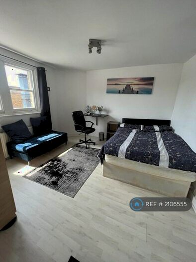 1 Bedroom Flat To Rent In Mile End Road, London, E1