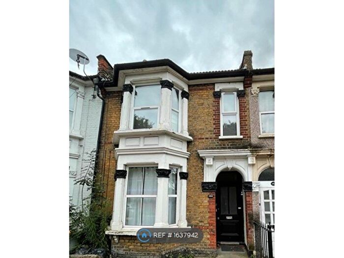 1 Bedroom Flat To Rent In Stratford, London, E15