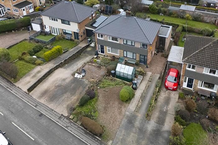 3 Bedroom Semi Detached House For Sale In Lower Edge Road, Lower Edge, Elland, HX5