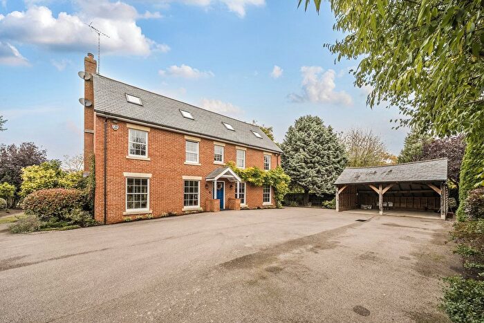 7 Bedroom Detached House For Sale In High Street, Greenfield, MK45