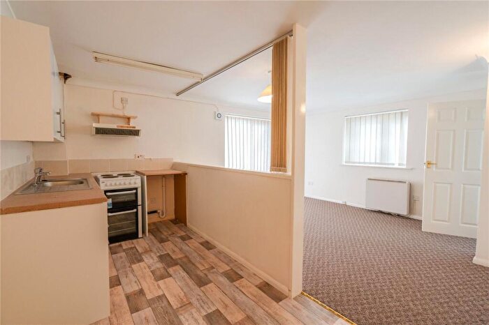 1 Bedroom Maisonette To Rent In Intax Mews, Welholme Road, Grimsby, Ne Lincolnshire, DN32