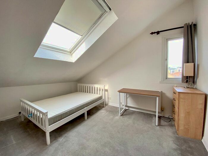 4 Bedroom Flat To Rent In Marlborough Road, London, N19