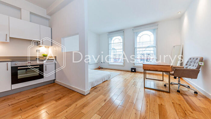 Studio To Rent In York Way, King's Cross, London, N1